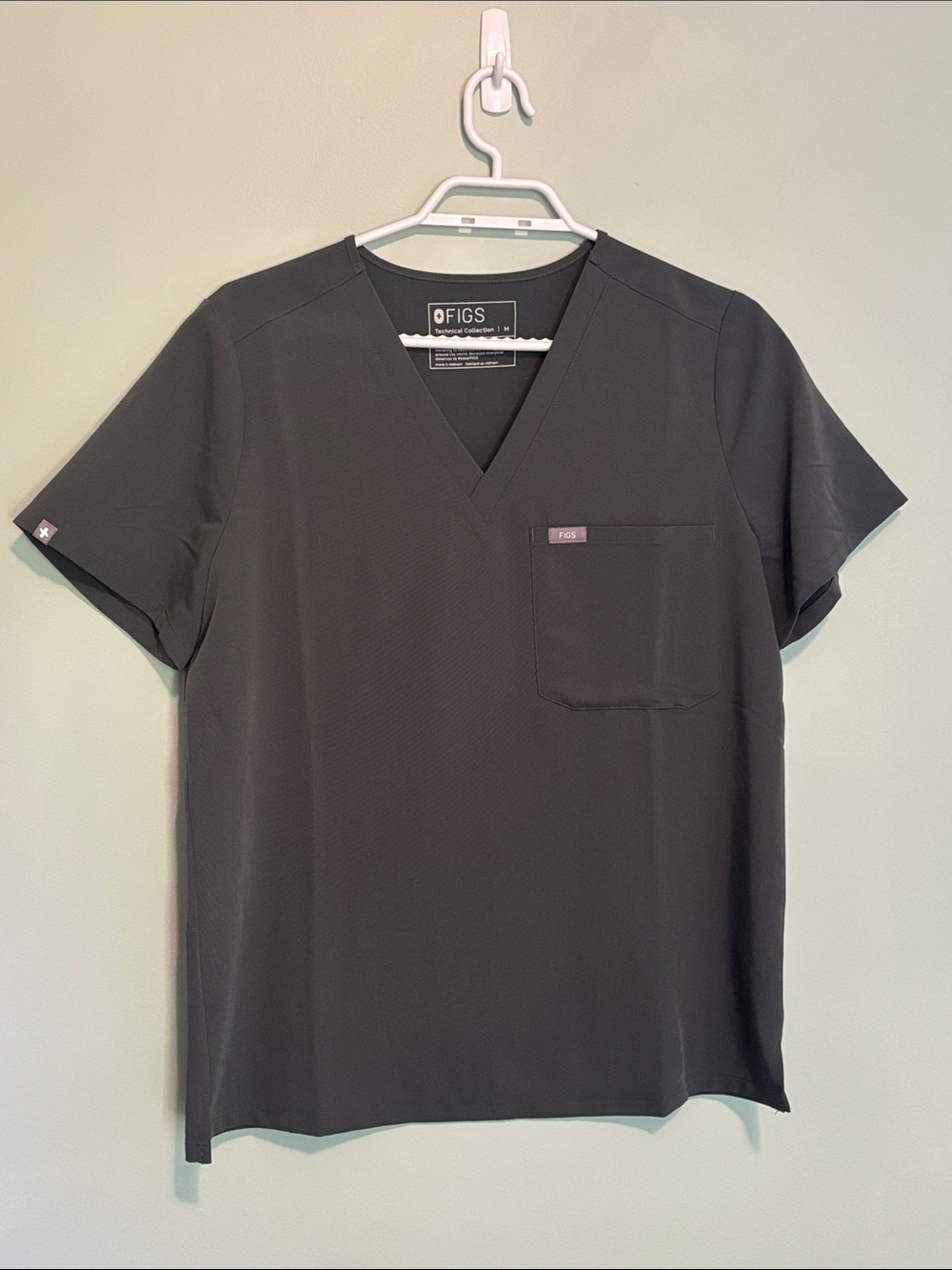 FIGS Bonsai dark green V-Neck Medical Scrub Top